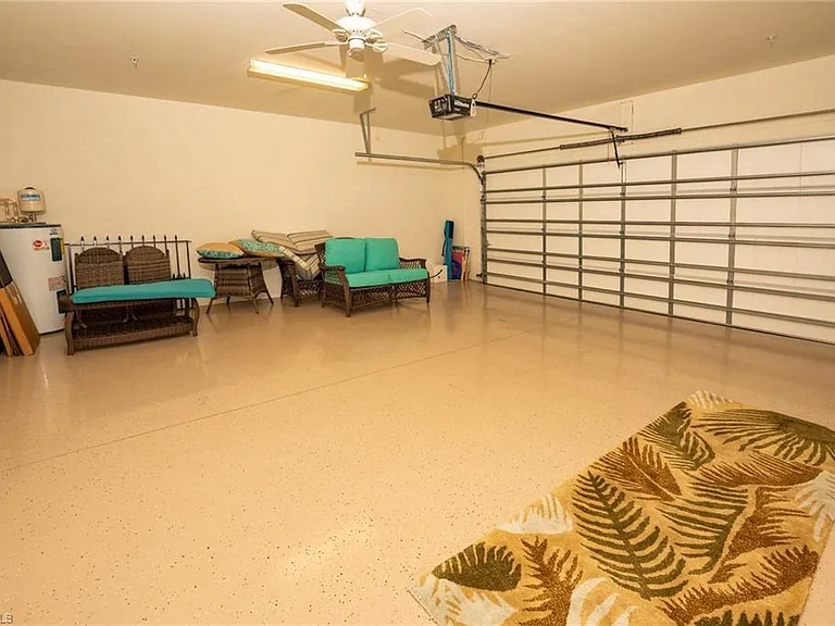 8986 Cambria Cir #22 — Photo 20