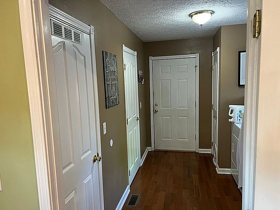 2nd image of 109 Shirdell Dr