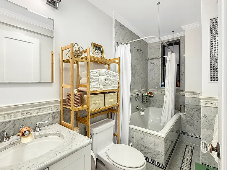 98 Riverside Dr #5C — Photo 9