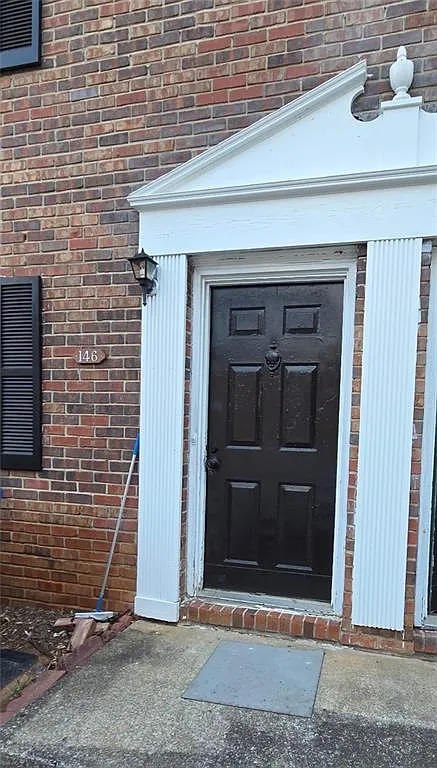 2 bed, 2.0 bath, 1104 sqft, $1,450 — Photo 1