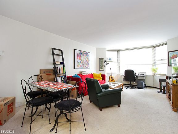 5th image of 535 N Michigan Ave APT 1203