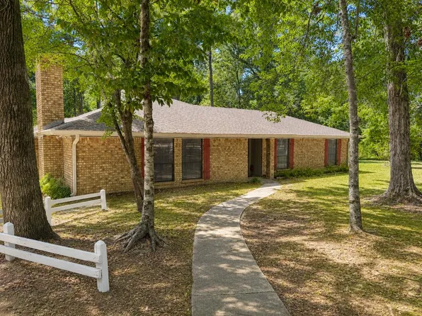 247 County Road 169, Jasper, TX 75951