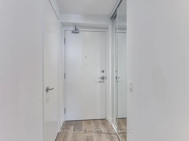 5 Buttermill Ave #3606 — Photo 4