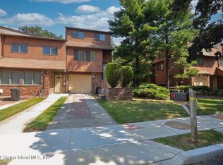 65 Alan Loop, Staten Island, NY 10304