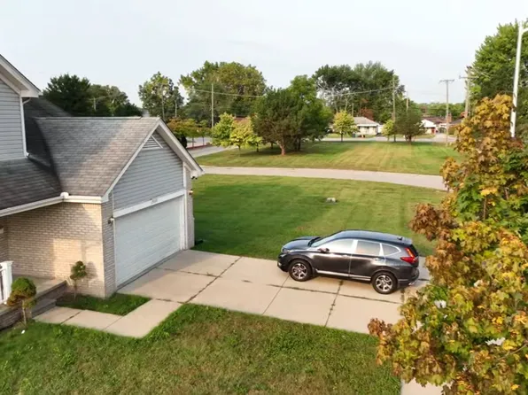 29099 Currier Ave, Westland, MI 48186