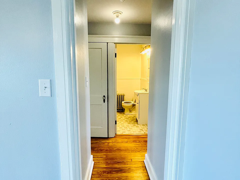 Hall to bath and bedrooms