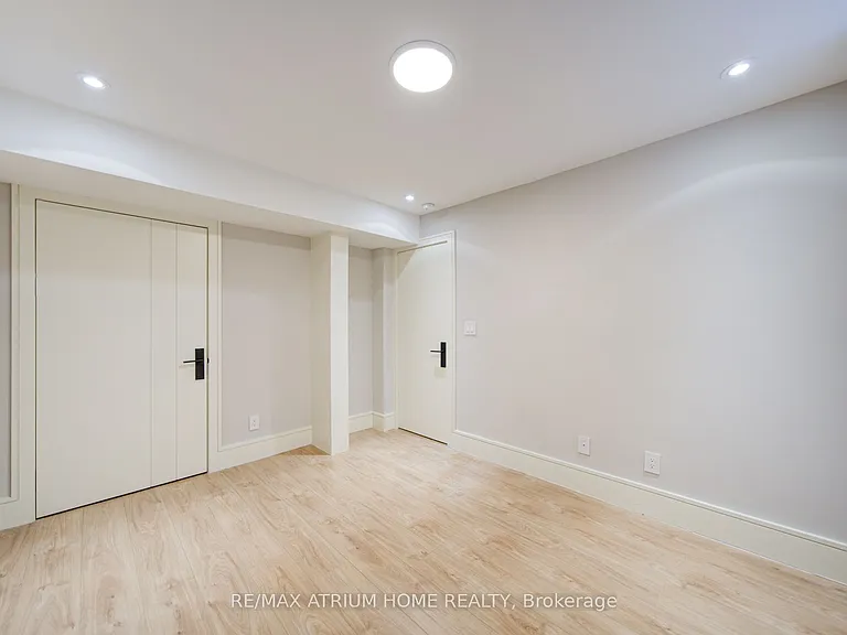 6 Hillholm Rd — Photo 33