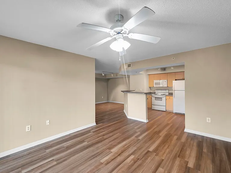 3614 NW Adriatic Ln — Photo 5