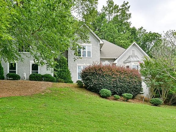 4th image of 371 Bridgebrook Ln SW