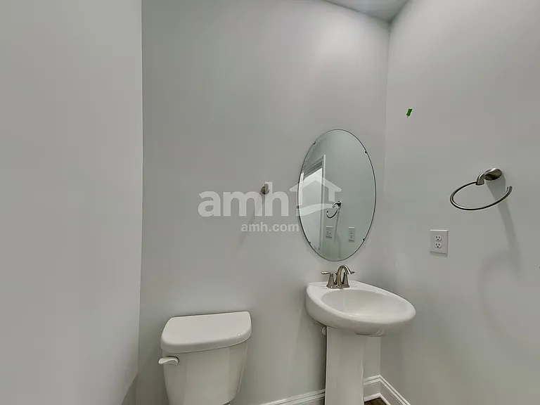 6066 Rosemore Ln — Photo 8