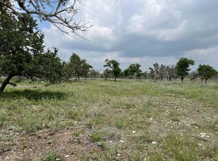 9 Sweet Wind Ln, Harper, TX 78631