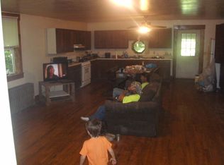 415 McCracken Rd, Wind Ridge, PA 15380