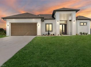 2612 20th St SW, Lehigh Acres, FL 33976