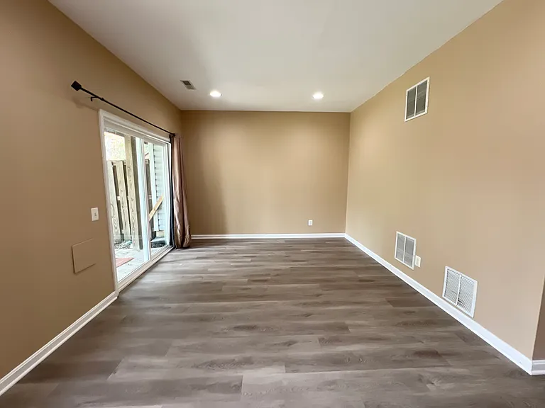 22464 Maison Carree Sq — Photo 19