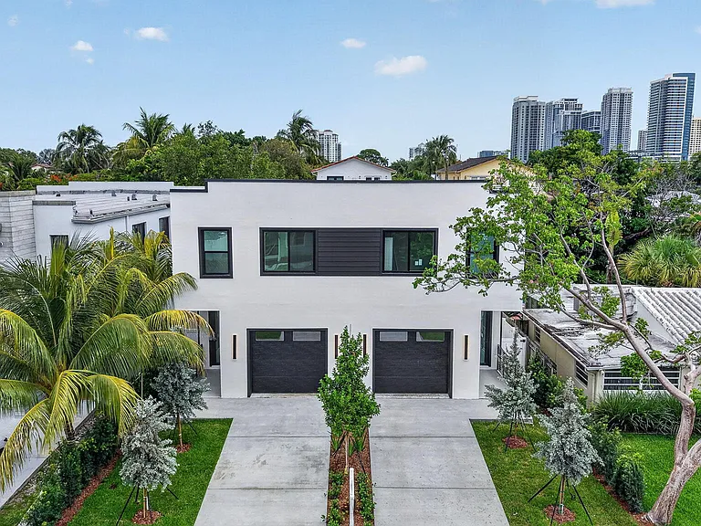 507 SW 11th St — Photo 5