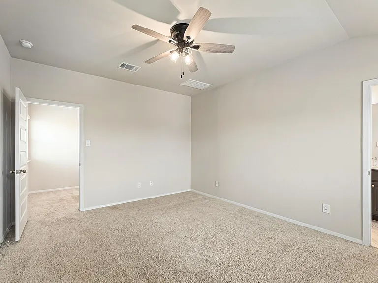 310 Rimrock Ct — Photo 20