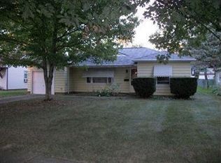 7035 Oakwood Rd, Parma Heights, OH 44130