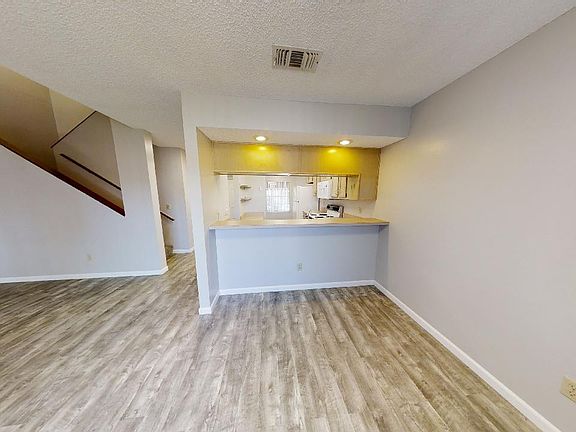 3rd image of 12729 Ashbrook Cir E #1