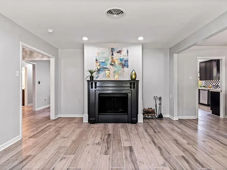 1747 Maux Dr — Photo 7