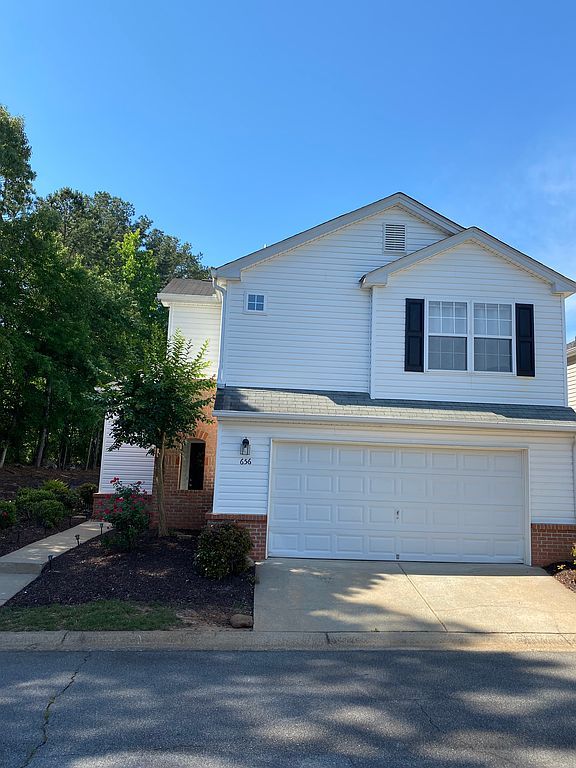 656 W Oaks Dr - Property Image
