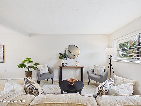 5th image of 25 Elton St #25