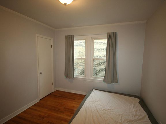 2nd image of 1453 W Berwyn Ave #3