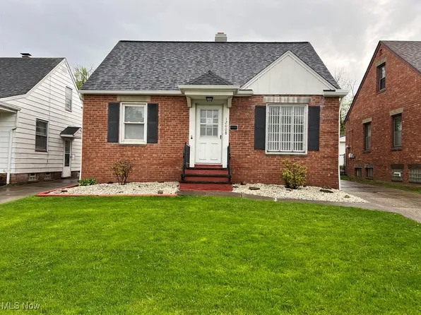 12008 Darlington Ave, Garfield Heights, OH 44125