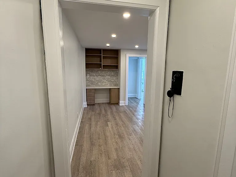 464 Spadina Rd #5 — Photo 4