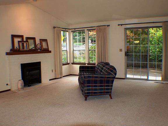 2nd image of 6020 N Highlands Pkwy APT 11-N