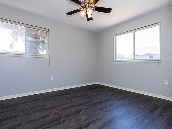 3rd image of 1326 Delano St