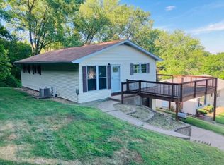 523 W 6th St, Hermann, MO 65041