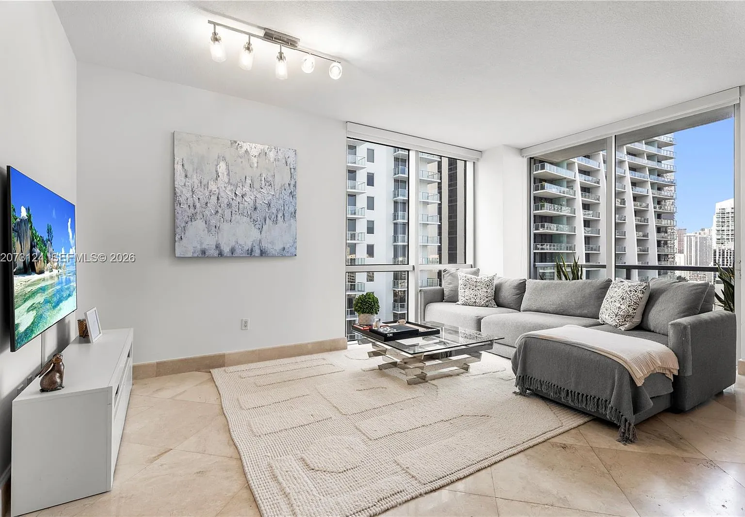 1060 Brickell Condo — Photo 3
