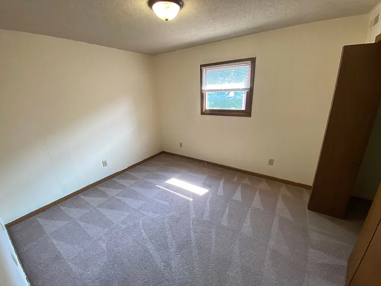 2846 Whitener St — Photo 3
