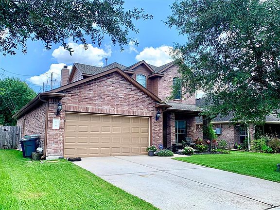 2nd image of 6829 Arbor Hollow Ln