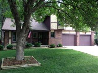 2 Lucerne Ct, Columbia, MO 65203