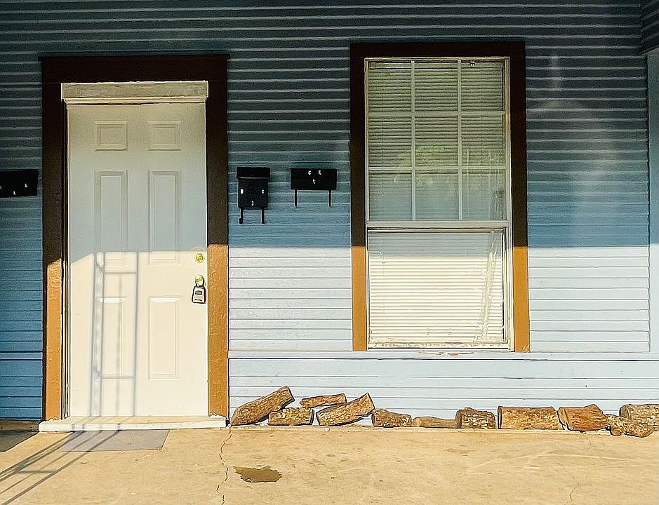 1st image of 518 Hollywood Ave