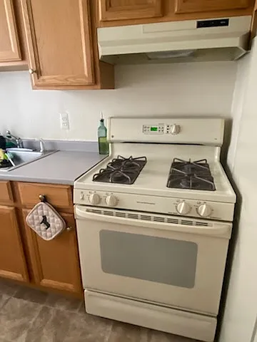 14 Foster St #4F — Photo 4