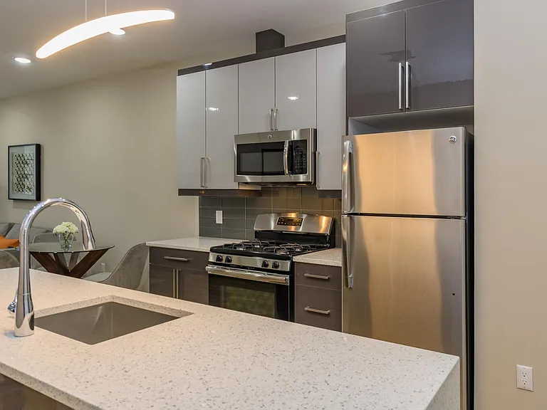 312 Pacific Ave #4B — Photo 4