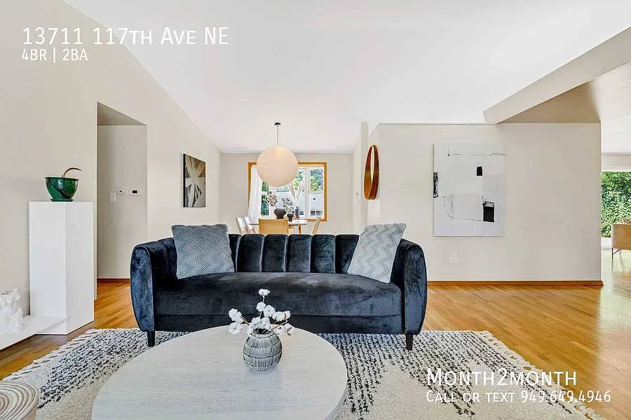 Contemporary Living on 117th Avenue — Photo 2