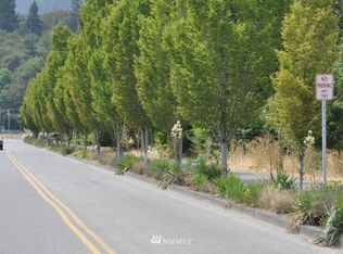955 7th Ave NW, Issaquah, WA