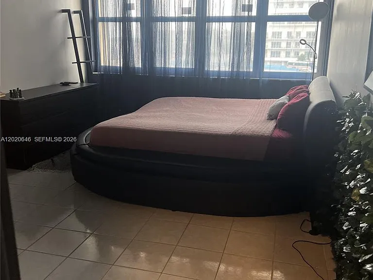 1817 S Ocean Dr #718 — Photo 10