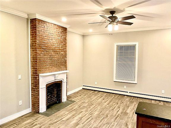 3rd image of 26 Courtland St #2L
