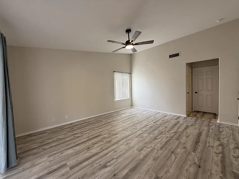 4408 S Caitlan Ave — Photo 14