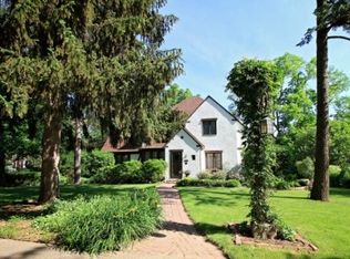 1354 Caroline Ave, Clinton, IA 52732