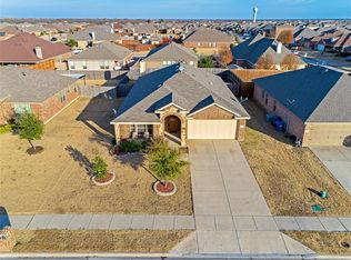 609 Savanna Dr, Nevada, TX 75173