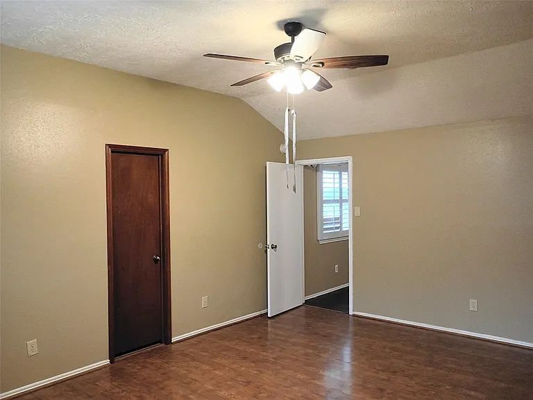 21406 Golden Dove Dr — Photo 4