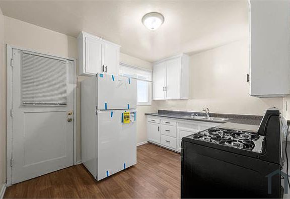 2nd image of 4083 S Muirfield Rd APT B