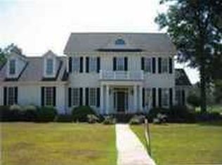 5100 Grandview Dr, Albany, GA 31721