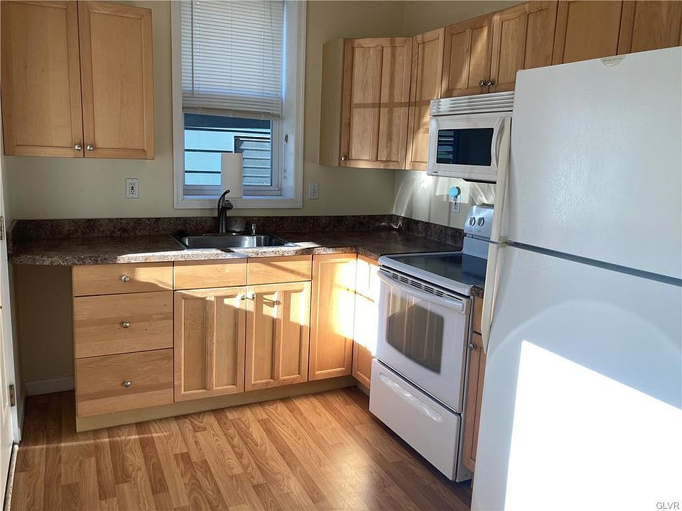 2nd image of 414 Chestnut St #1-F