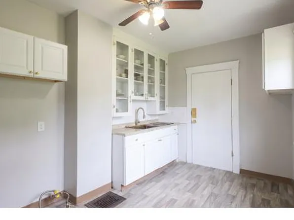 13306 Harvard Ave, Cleveland, OH 44105